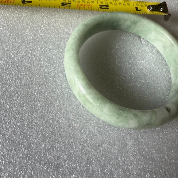 Jade Bangle Bracelet - Picture 3 of 5